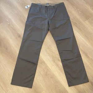 34x32 Gap Men’s Khaki Pants